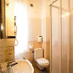 Hotel Roma 3*