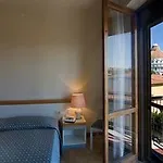 Hotel Roma 3*