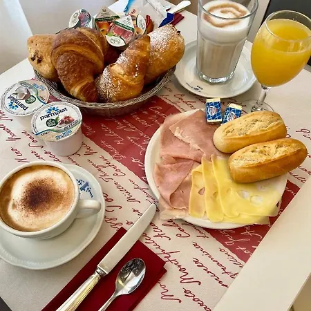Otel Roma 3*