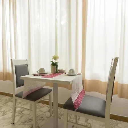 Otel Roma 3*
