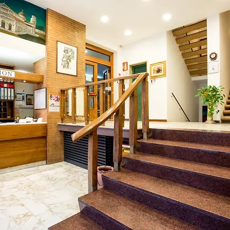 Roma Otel Pisa