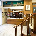 罗马酒店 酒店
