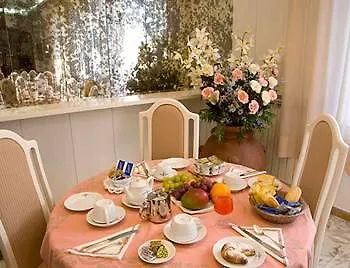 Hotel Roma 3*