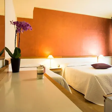 Roma Hotel 3*