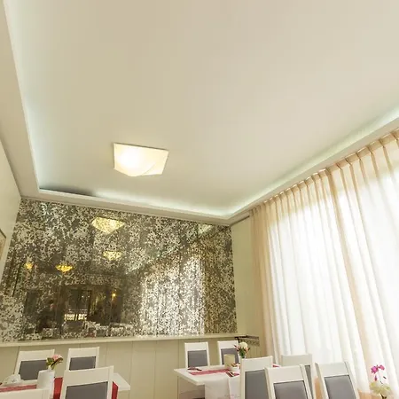 Hotel Roma